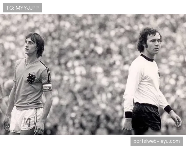 克鲁伊夫：从绿茵传奇到战术宗师的非凡蜕变